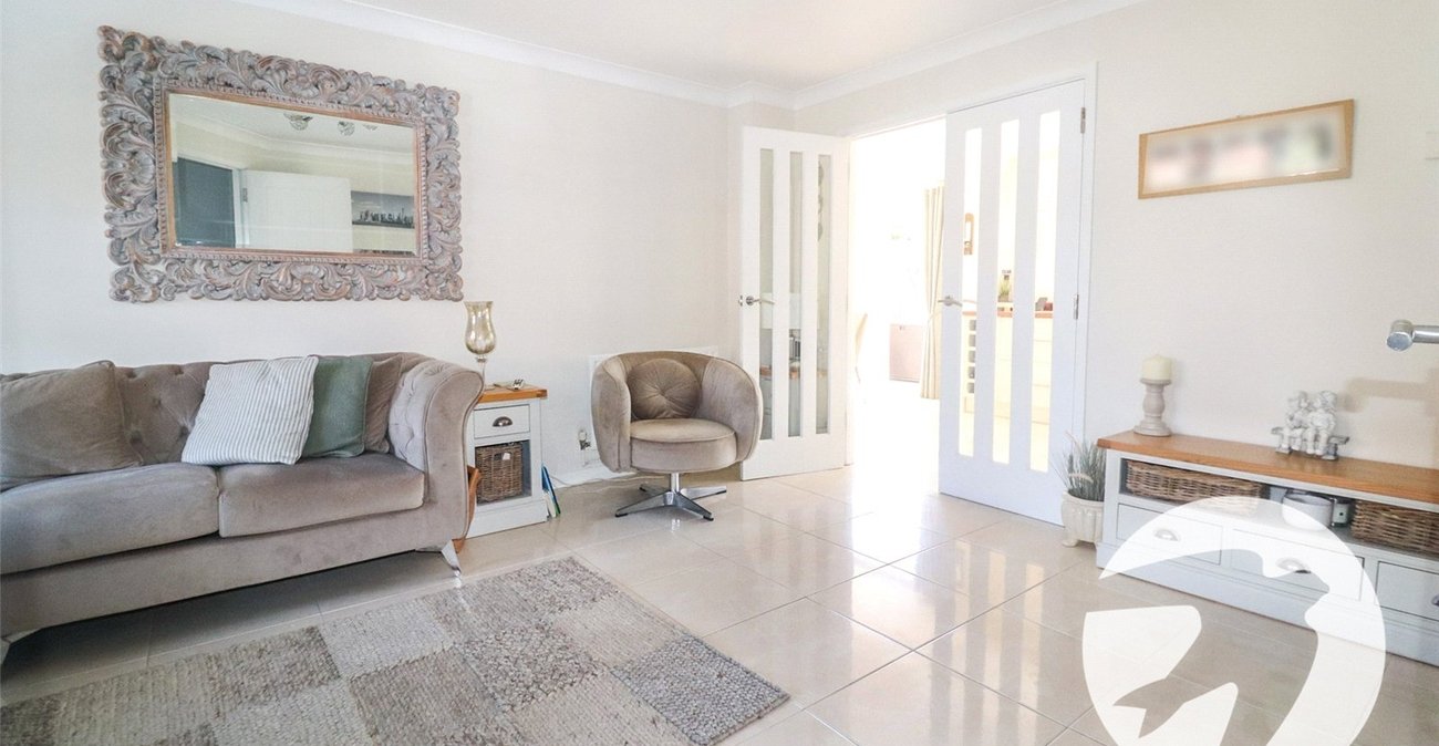 4 bedroom house for sale in Erith | Robinson Jackson