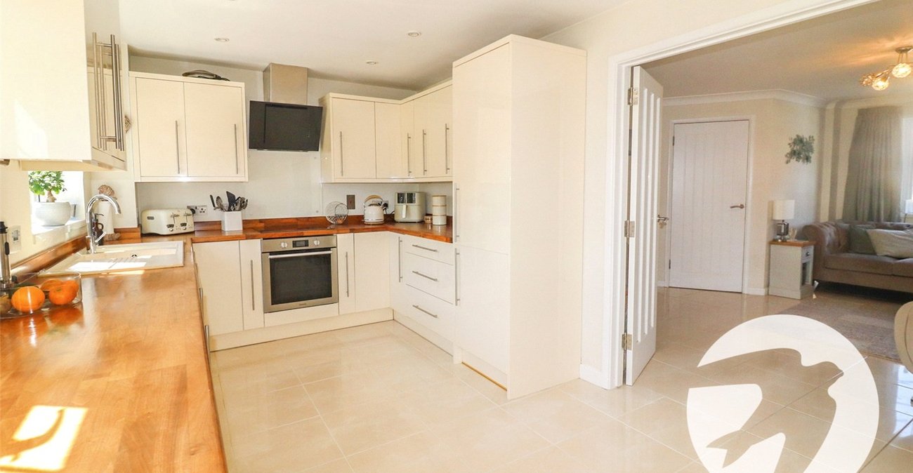 4 bedroom house for sale in Erith | Robinson Jackson