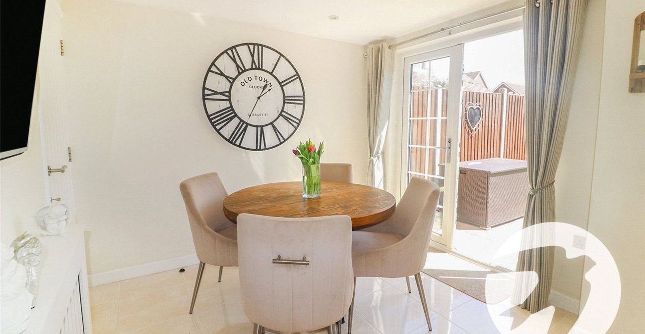 4 bedroom house for sale in Erith | Robinson Jackson