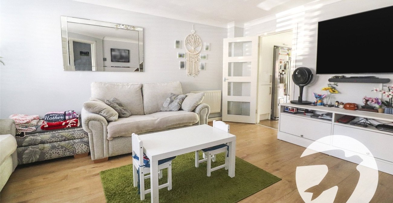 4 bedroom house for sale in Erith | Robinson Jackson