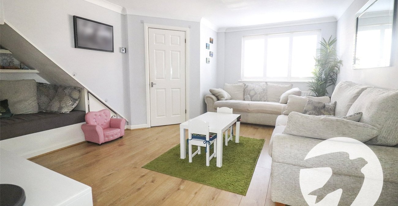 4 bedroom house for sale in Northumberland Heath | Robinson Jackson