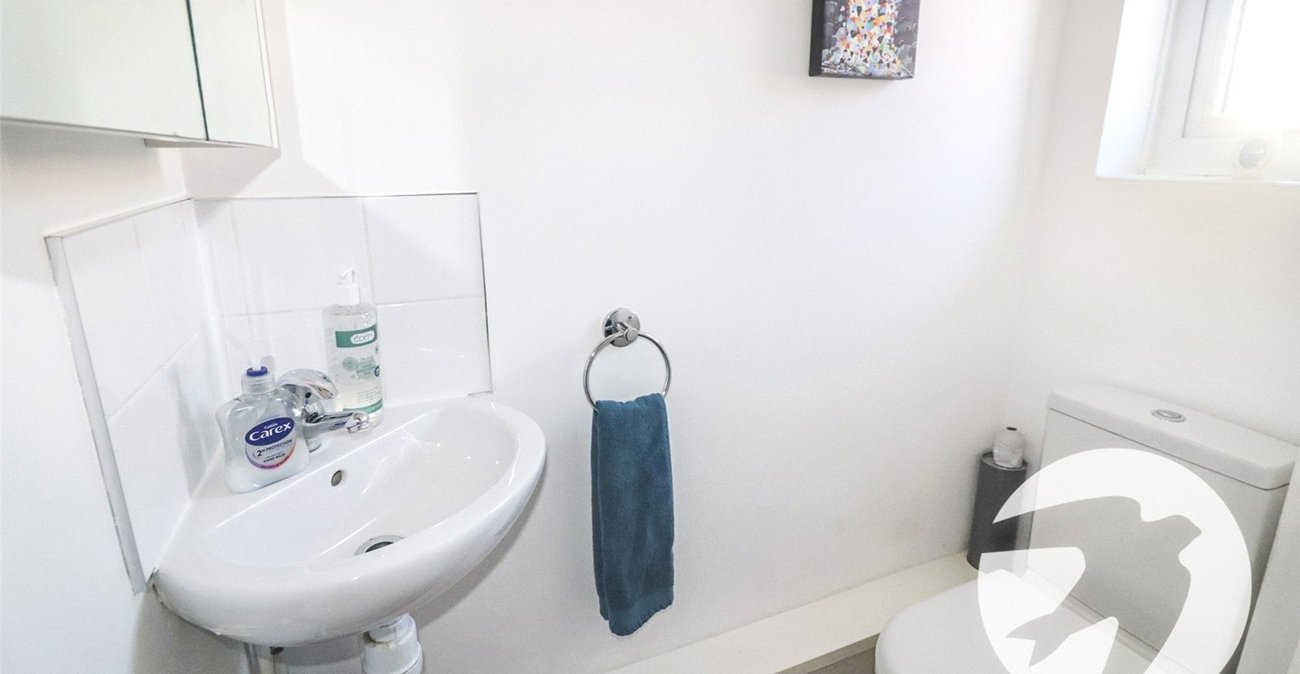 4 bedroom house for sale in Northumberland Heath | Robinson Jackson