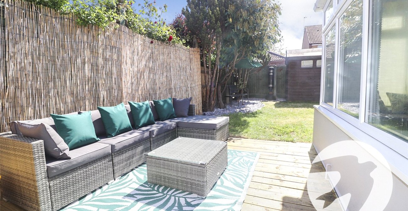 4 bedroom house for sale in Northumberland Heath | Robinson Jackson