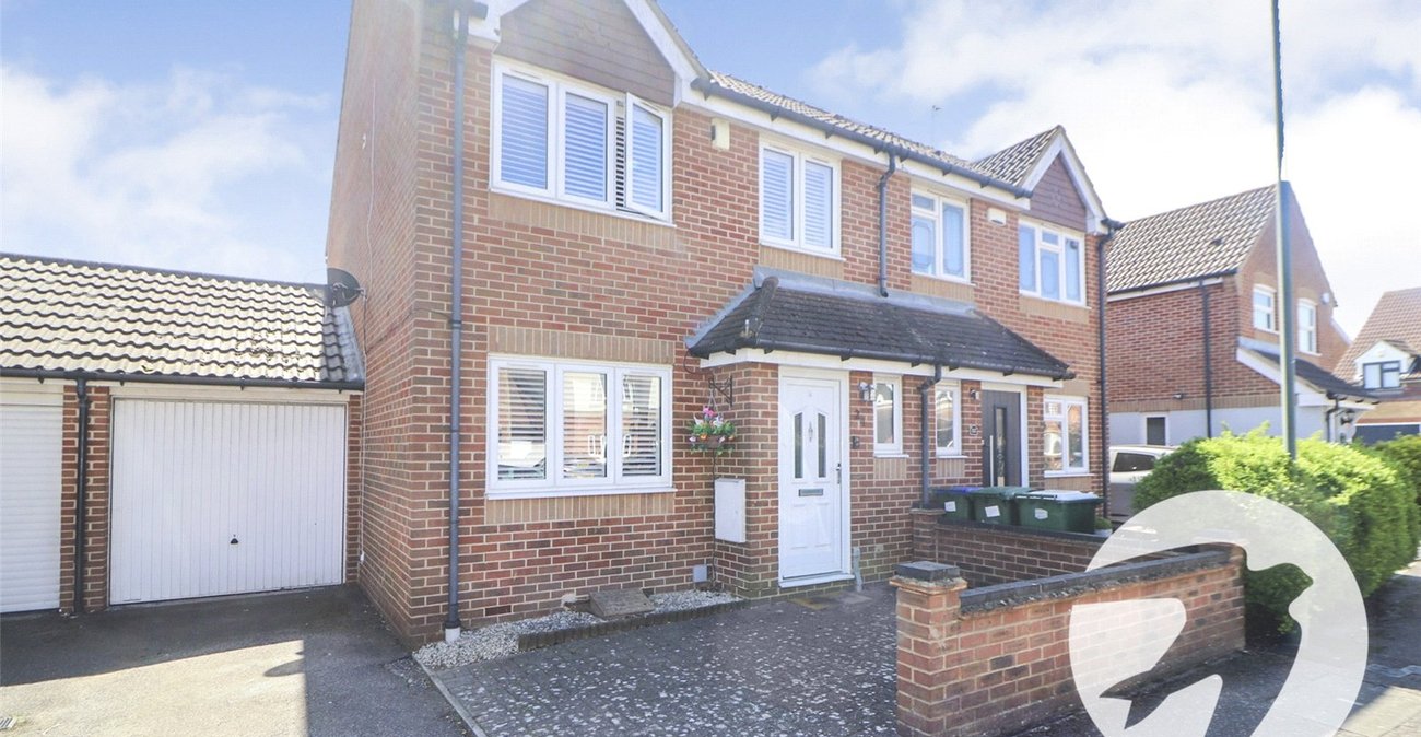 4 bedroom house for sale in Northumberland Heath | Robinson Jackson