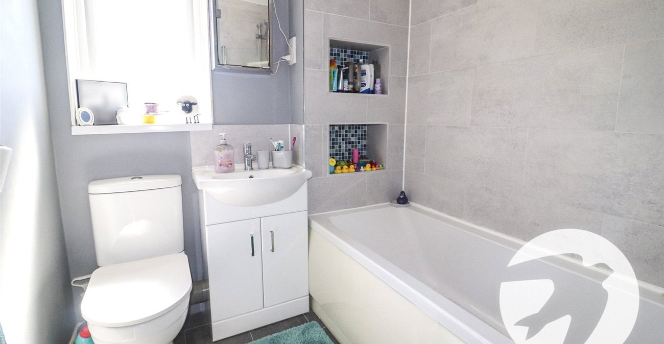 4 bedroom house for sale in Northumberland Heath | Robinson Jackson