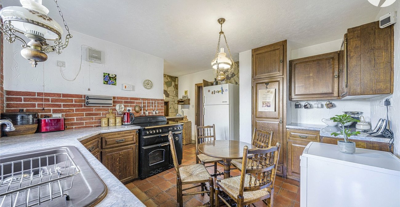 3 bedroom house for sale in High Halstow | Robinson Michael & Jackson