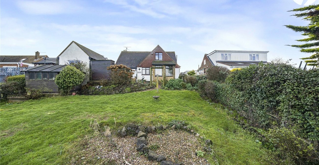 3 bedroom house for sale in High Halstow | Robinson Michael & Jackson