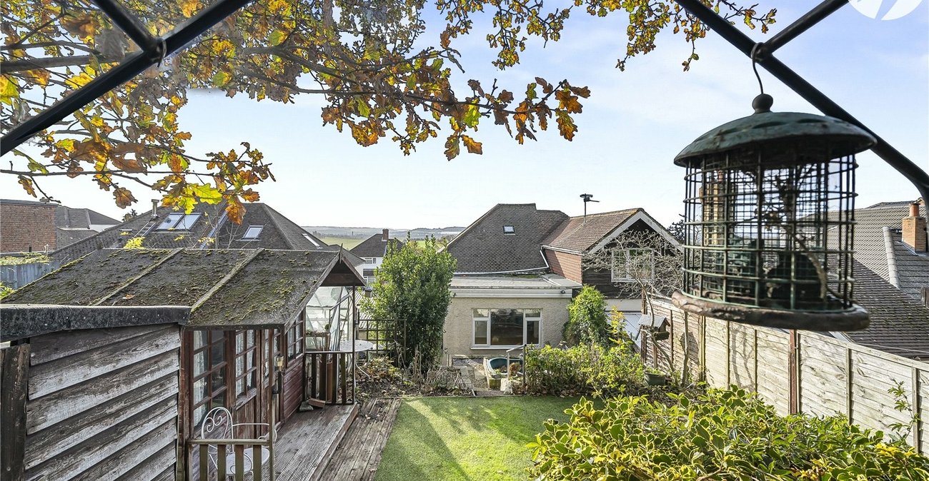 2 bedroom bungalow for sale in Darenth | Robinson Jackson