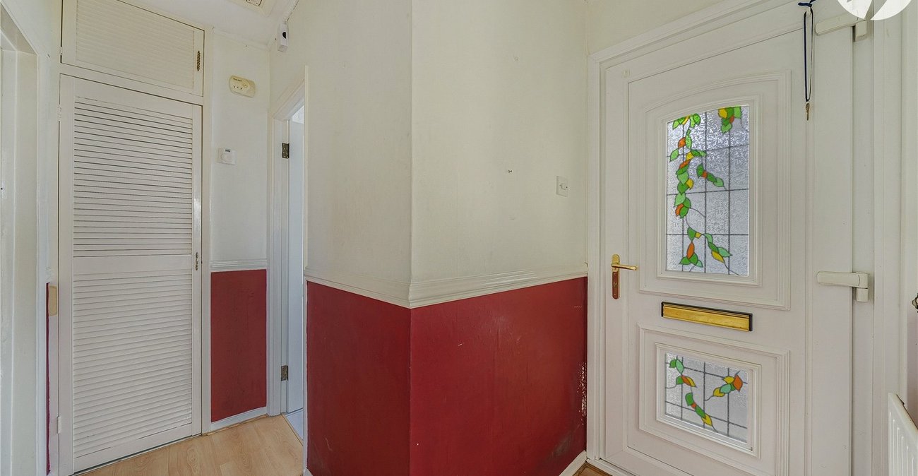 2 bedroom bungalow for sale in Darenth | Robinson Jackson