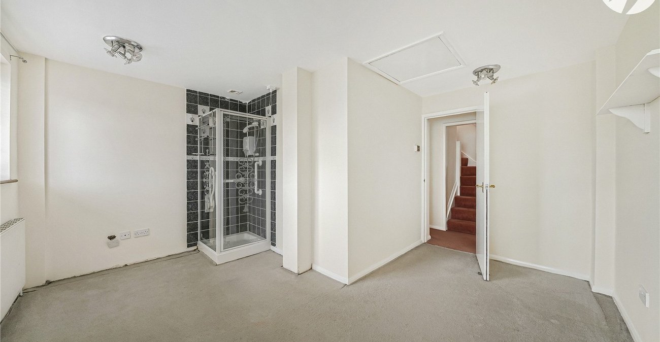 5 bedroom house for sale in Darenth | Robinson Jackson