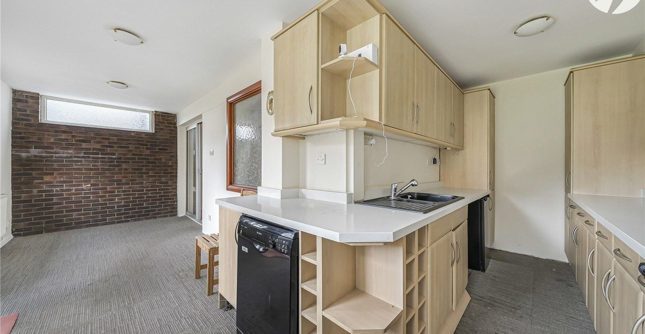 5 bedroom house for sale in Darenth | Robinson Jackson