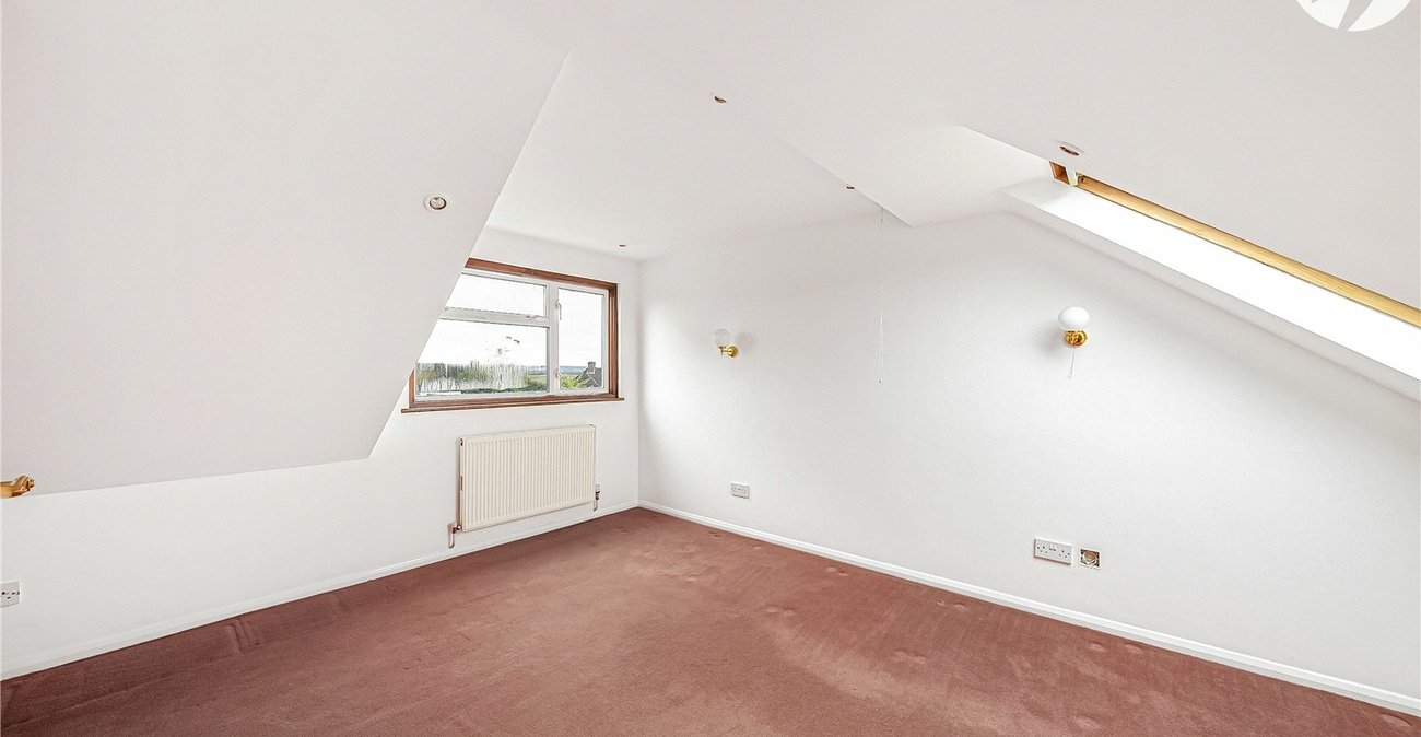 5 bedroom house for sale in Darenth | Robinson Jackson