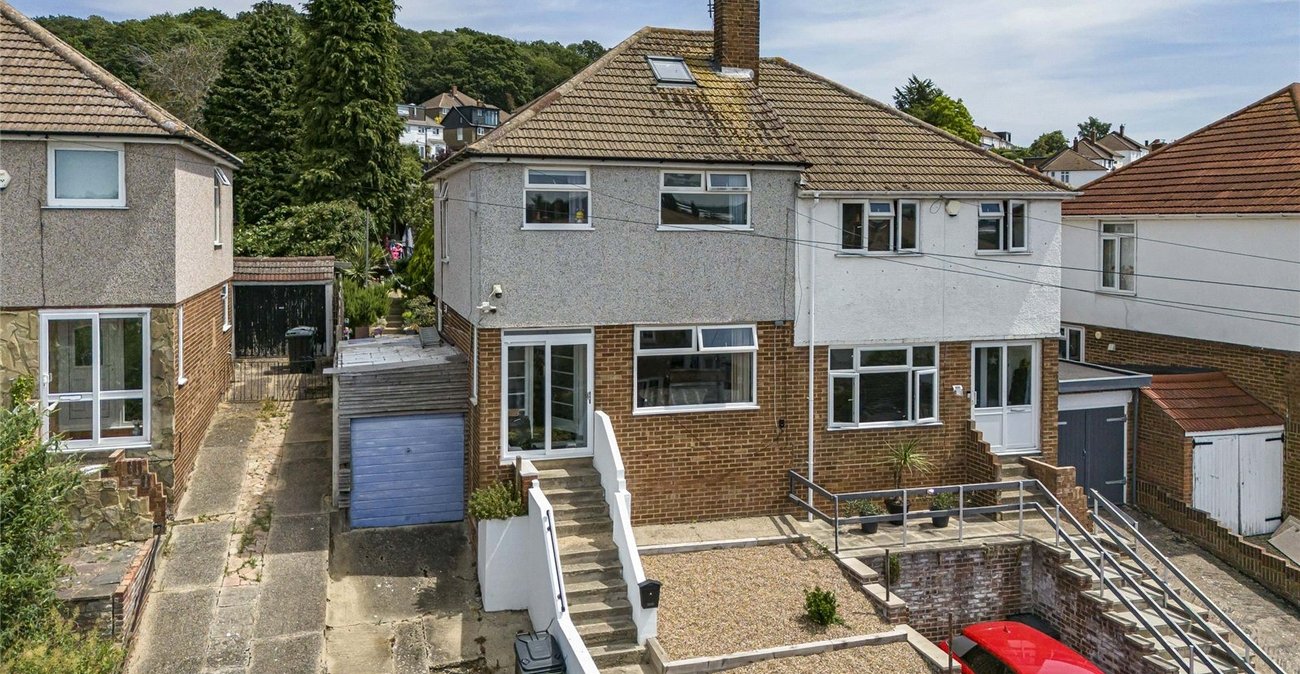 3 bedroom house for sale in Dartford | Robinson Jackson