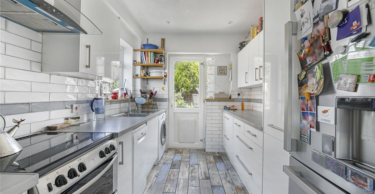 3 bedroom house for sale in Dartford | Robinson Jackson