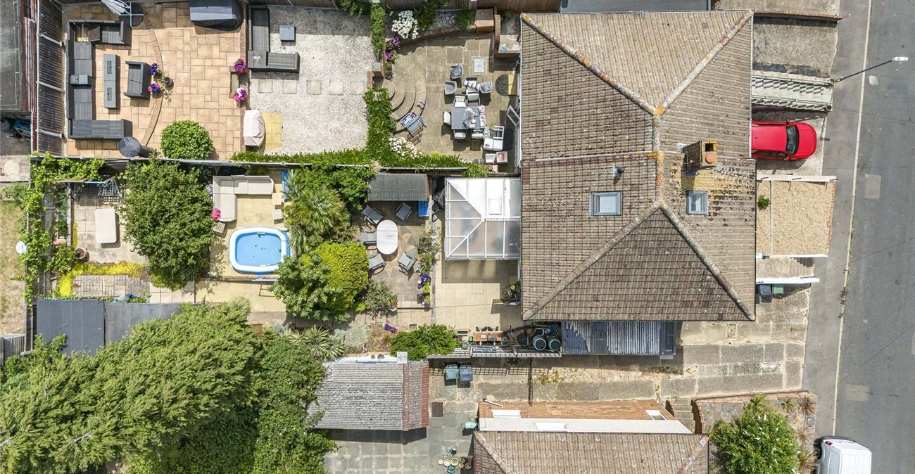 3 bedroom house for sale in Dartford | Robinson Jackson