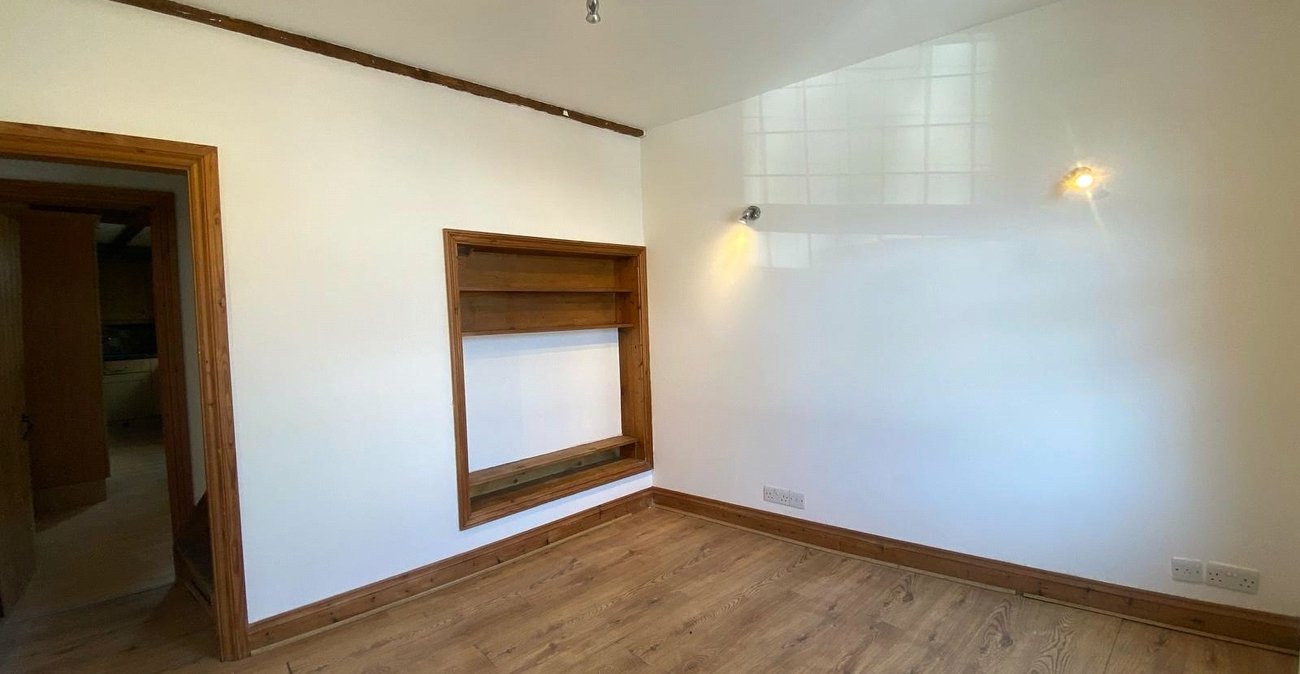 2 bedroom house for sale in Northfleet | Robinson Michael & Jackson