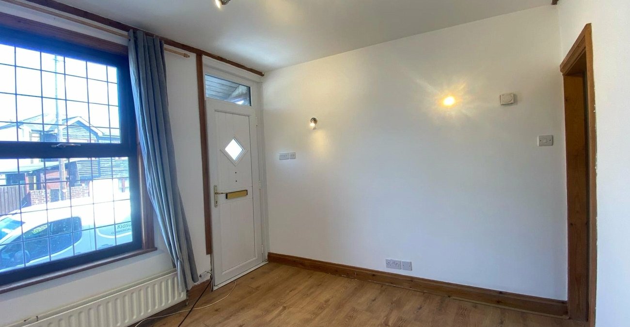 2 bedroom house for sale in Northfleet | Robinson Michael & Jackson