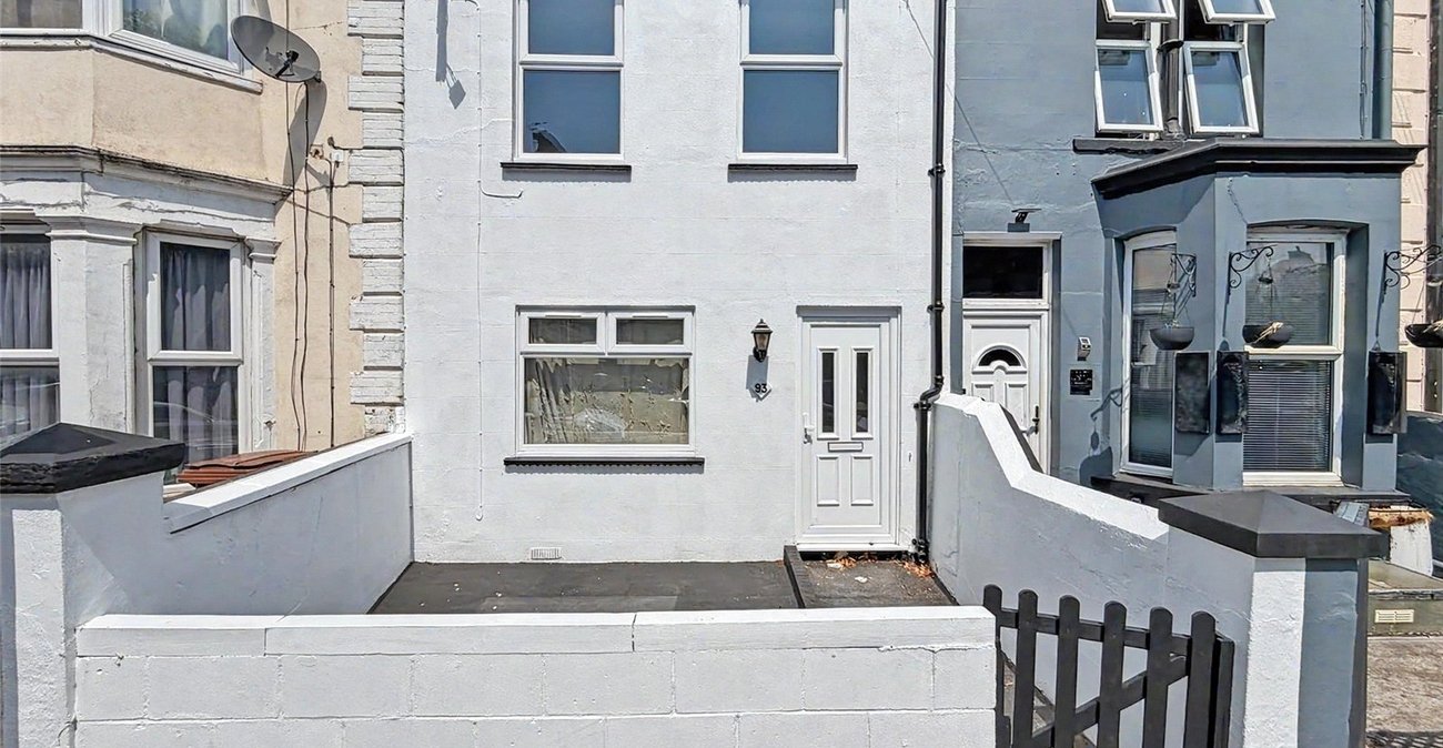 3 bedroom house for sale in Gillingham | Robinson Michael & Jackson