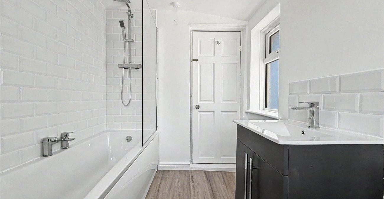 3 bedroom house for sale in Gillingham | Robinson Michael & Jackson