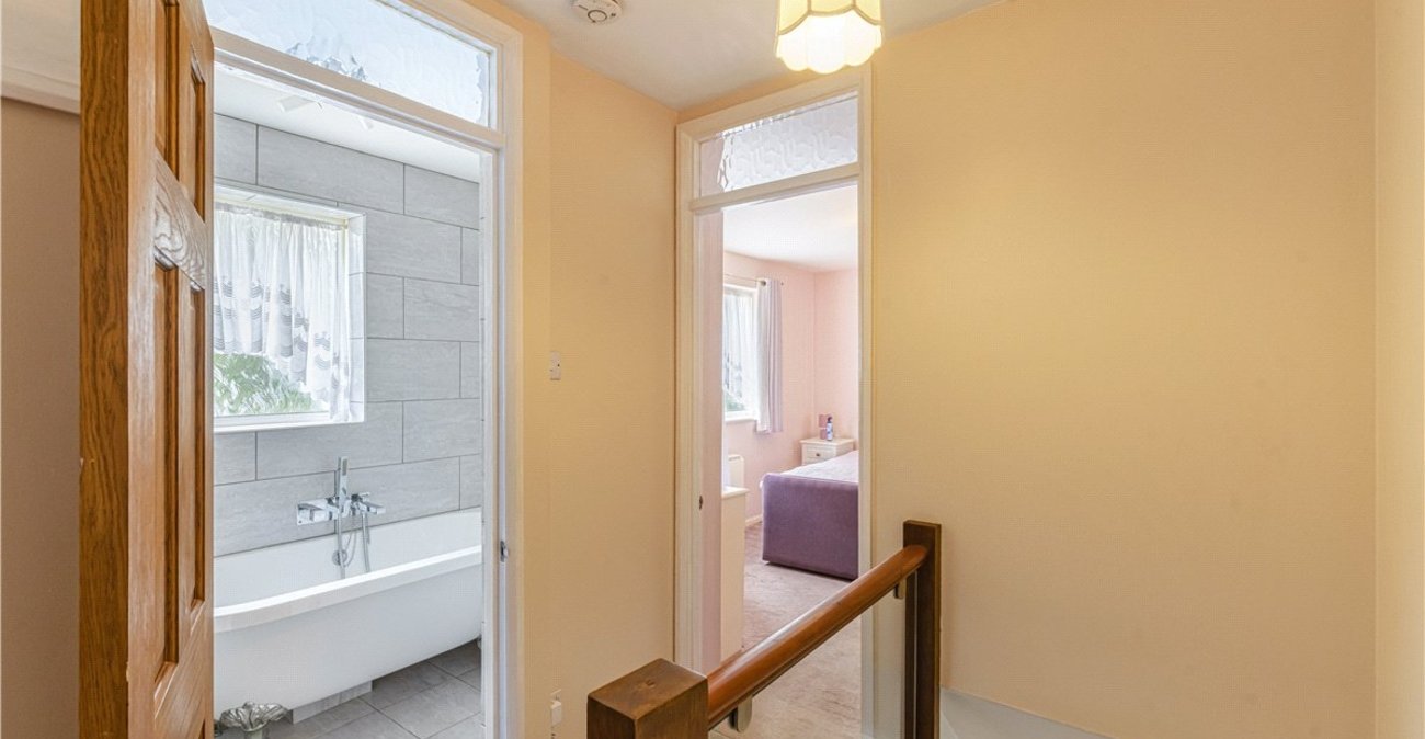 1 bedroom house for sale in Orpington | Robinson Jackson