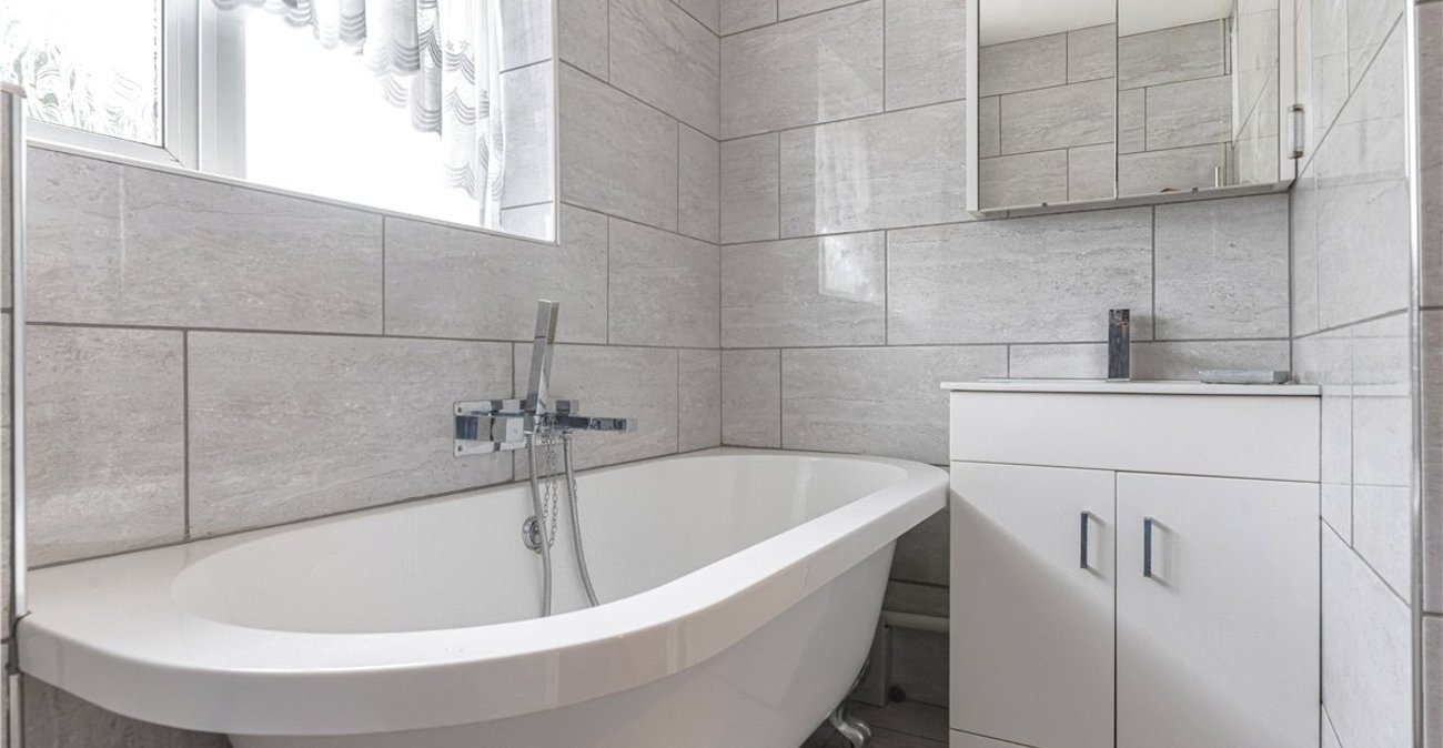 1 bedroom house for sale in Orpington | Robinson Jackson