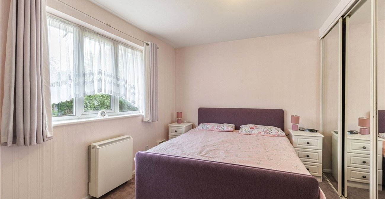 1 bedroom house for sale in Orpington | Robinson Jackson
