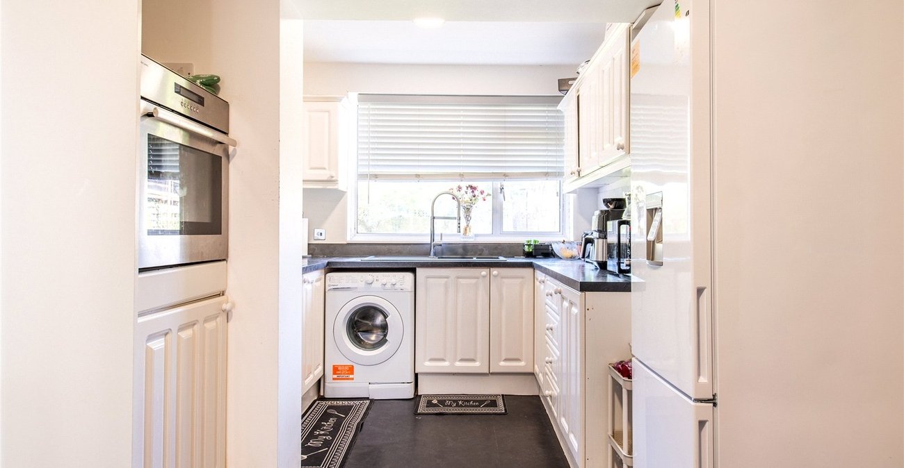 3 bedroom house for sale in Chalk | Robinson Michael & Jackson