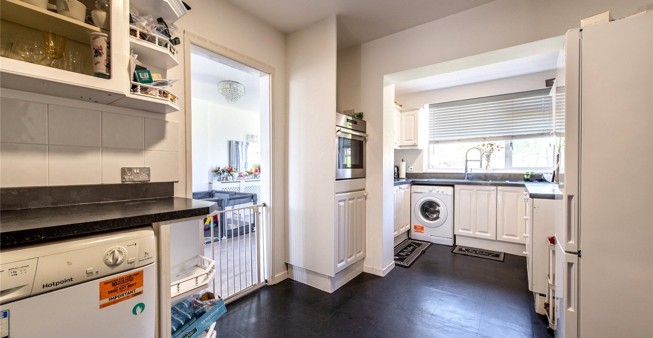 3 bedroom house for sale in Chalk | Robinson Michael & Jackson