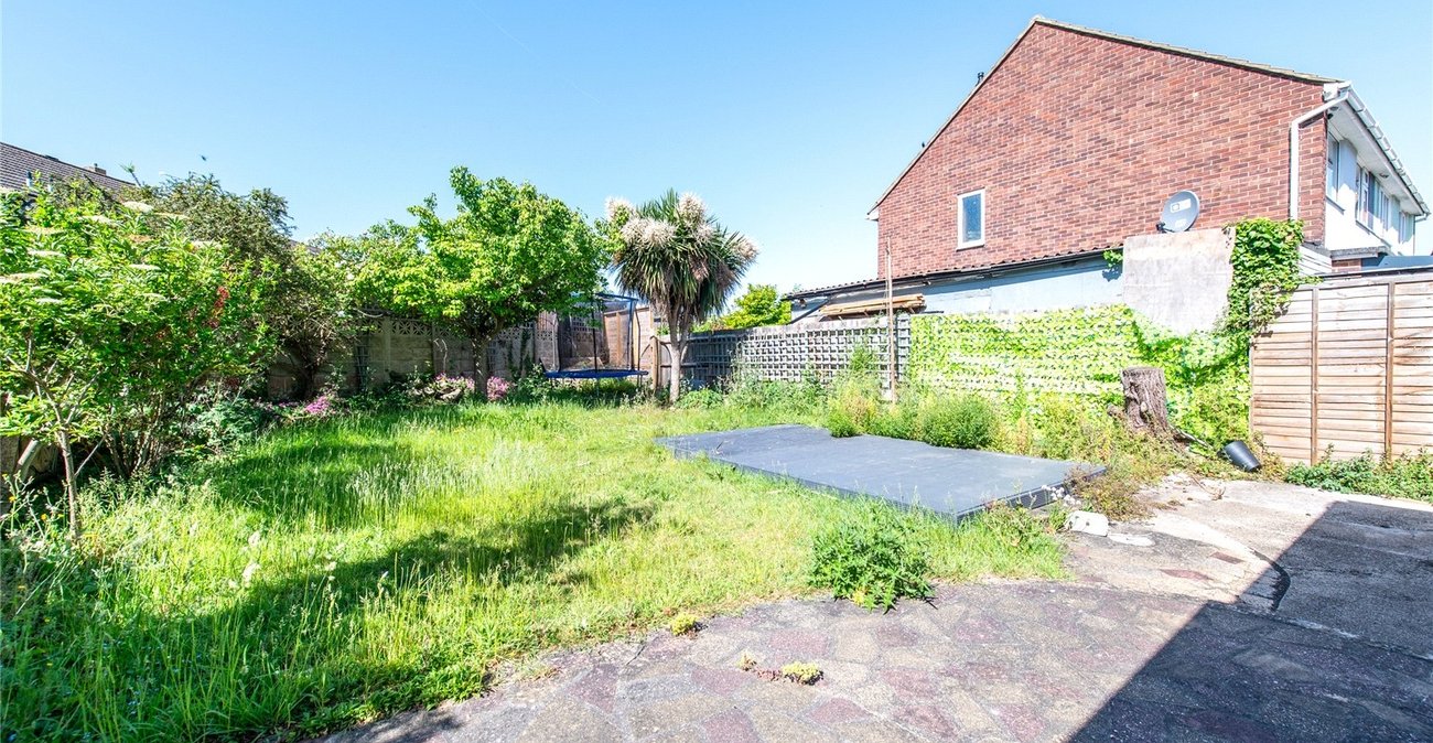 3 bedroom house for sale in Chalk | Robinson Michael & Jackson