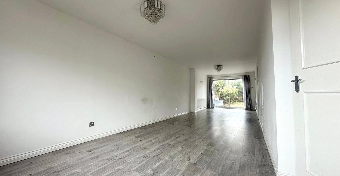 3 bedroom house for sale in Chalk | Robinson Michael & Jackson