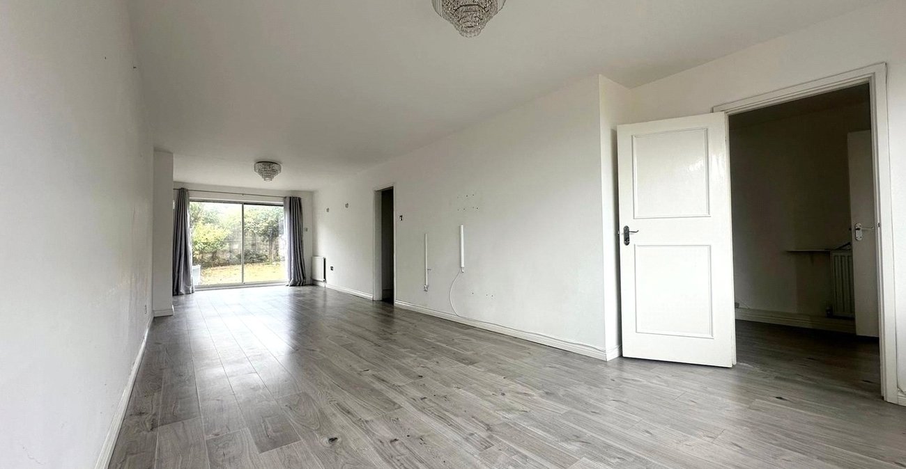 3 bedroom house for sale in Chalk | Robinson Michael & Jackson