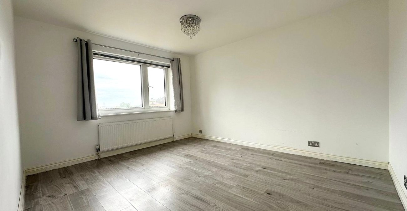 3 bedroom house for sale in Chalk | Robinson Michael & Jackson