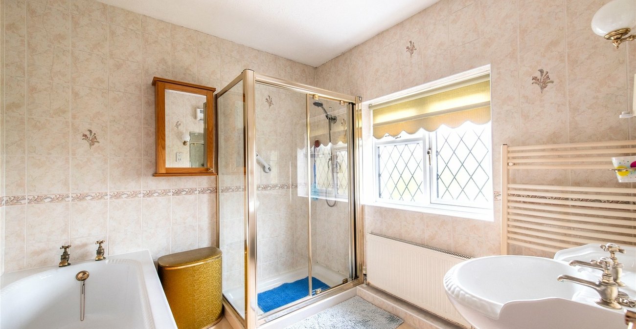 4 bedroom house for sale in Higham | Robinson Michael & Jackson