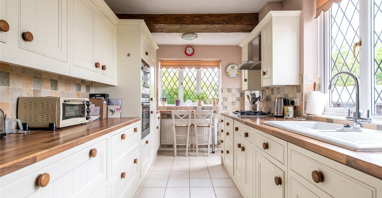 4 bedroom house for sale in Higham | Robinson Michael & Jackson