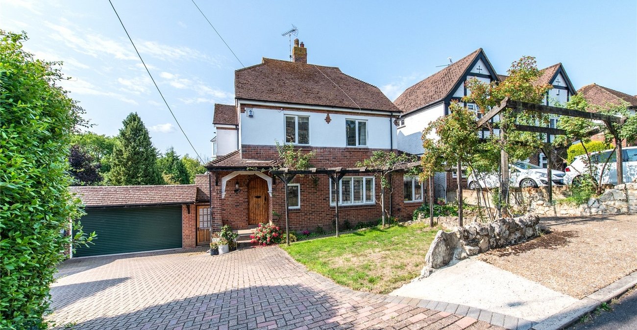 5 bedroom house for sale in Higham | Robinson Michael & Jackson