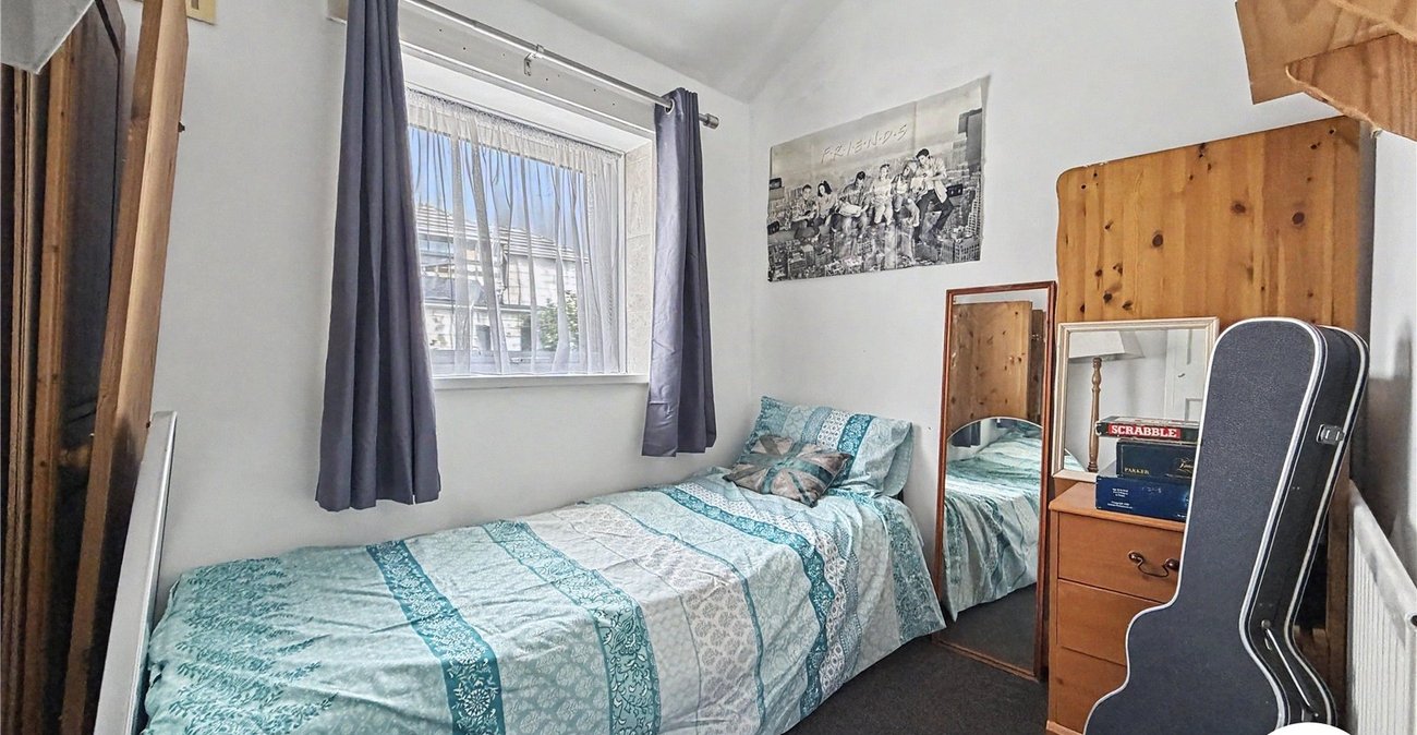 3 bedroom house for sale in Rochester | Robinson Michael & Jackson