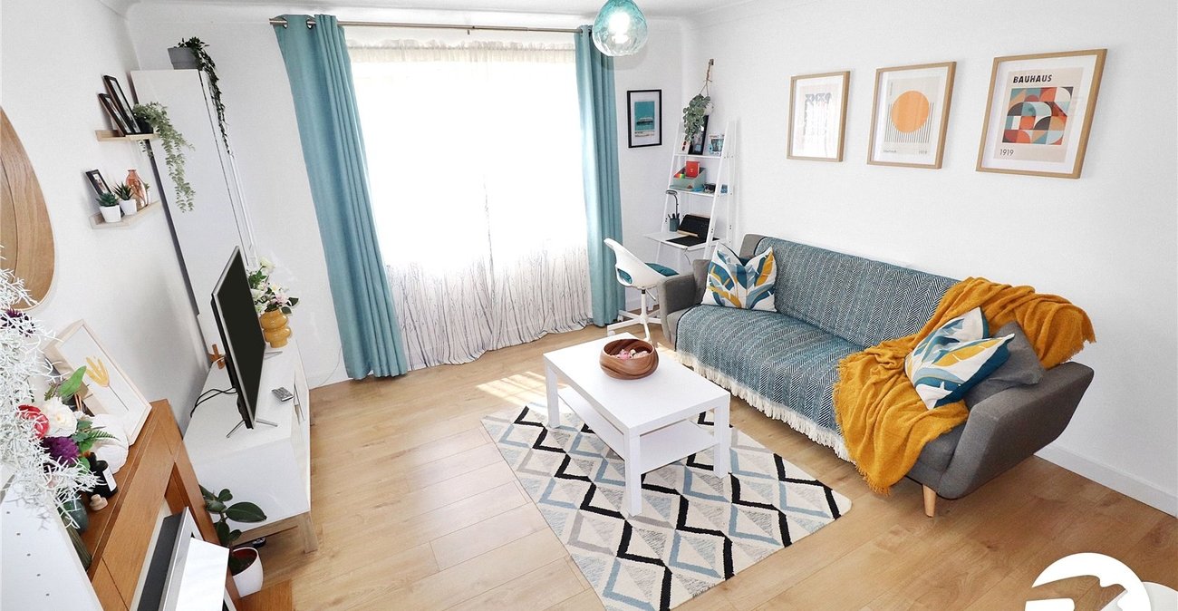 1 bedroom property for sale in Belvedere | Robinson Jackson