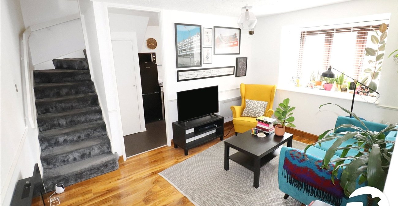 1 bedroom house for sale in Belvedere | Robinson Jackson