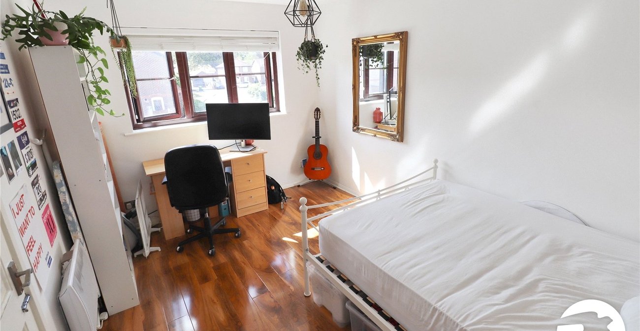1 bedroom house for sale in Belvedere | Robinson Jackson