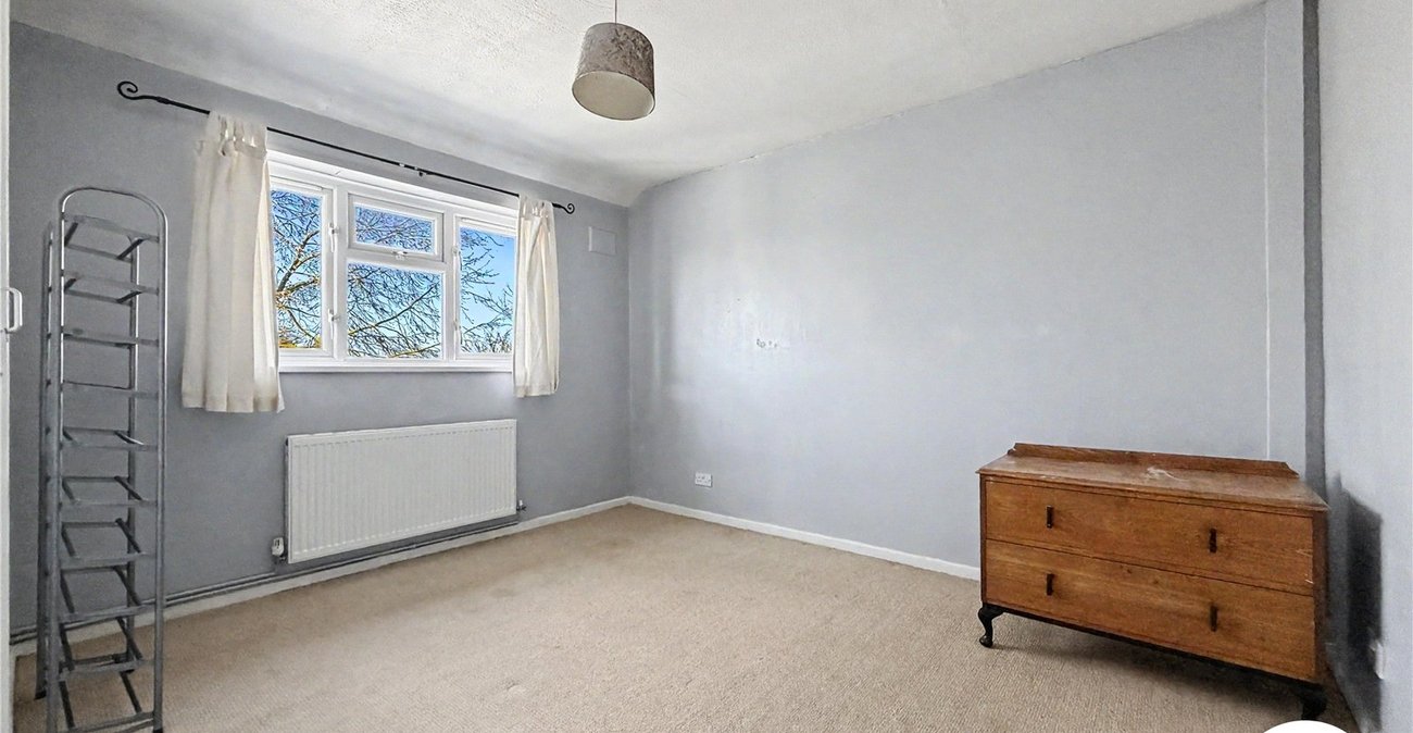 2 bedroom property for sale in Rochester | Robinson Michael & Jackson