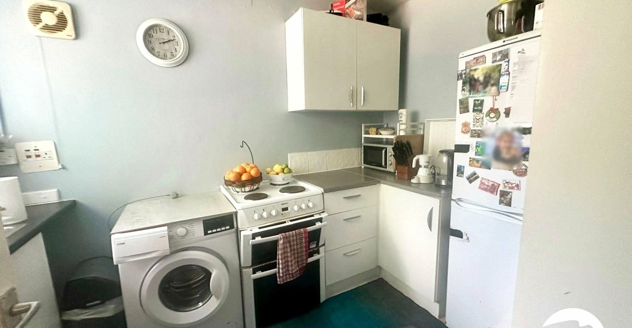 1 bedroom property for sale in Blackheath | Robinson Jackson