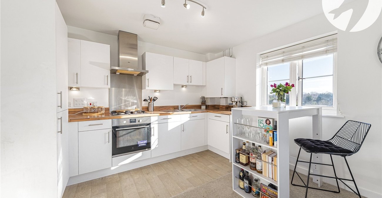 1 bedroom property for sale in Gravesend | Robinson Michael & Jackson