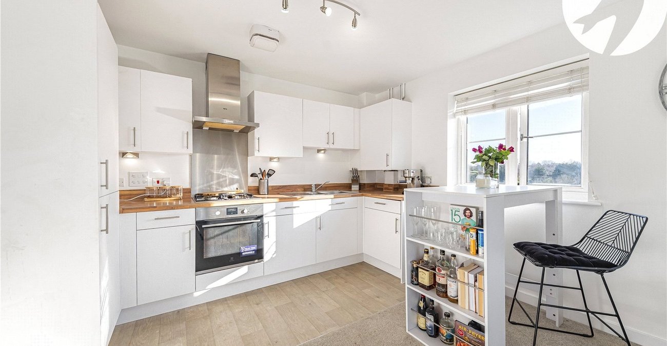 1 bedroom property for sale in Gravesend | Robinson Michael & Jackson