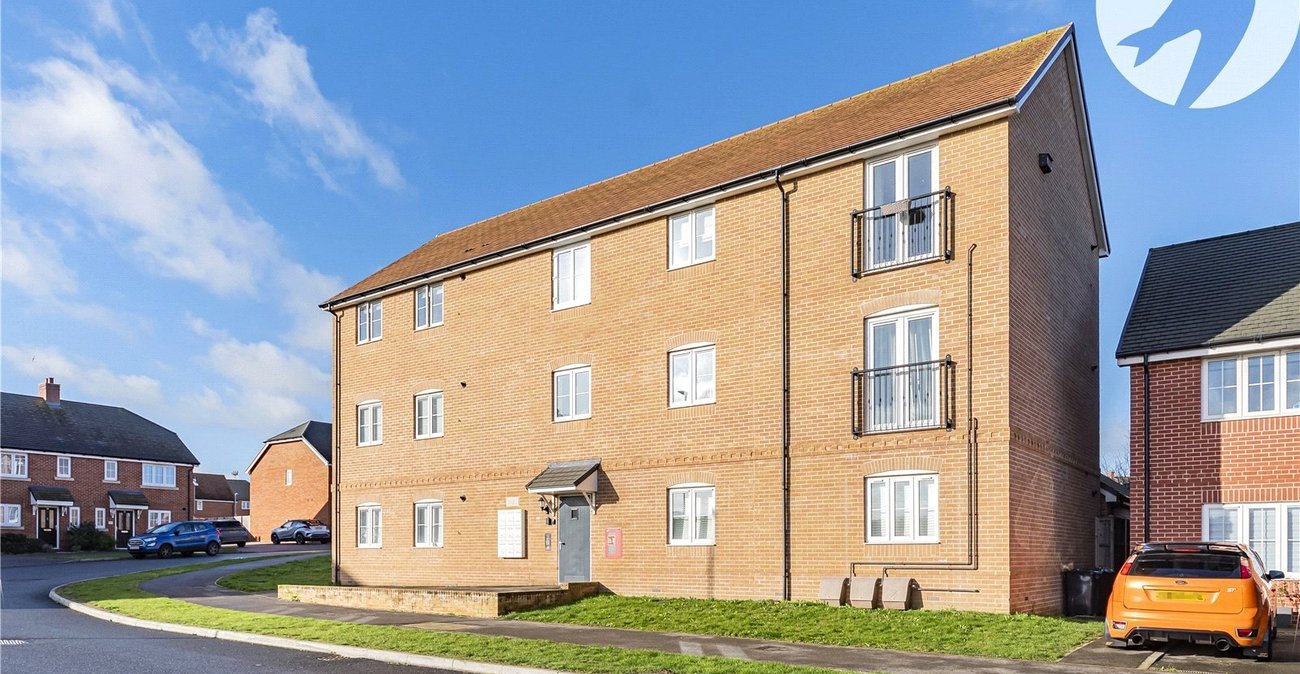 1 bedroom property for sale in Gravesend | Robinson Michael & Jackson