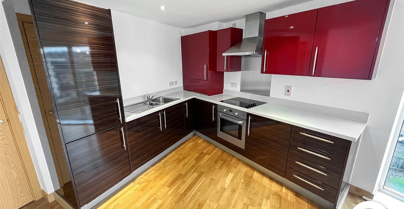 2 bedroom property for sale in Maidstone | Robinson Michael & Jackson