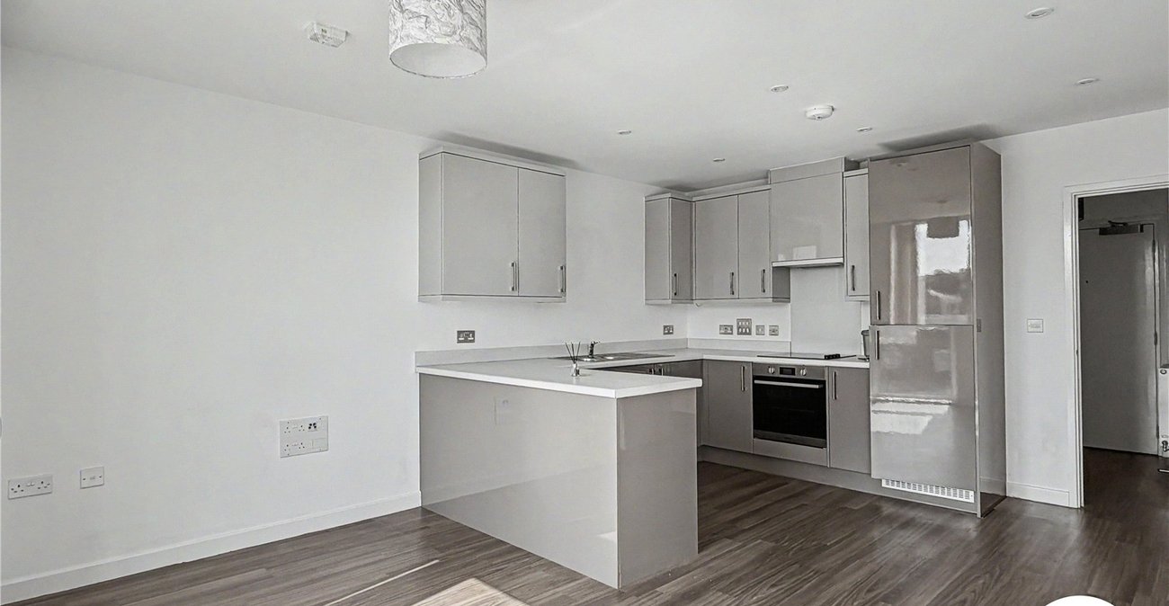 2 bedroom property for sale in Rochester | Robinson Michael & Jackson