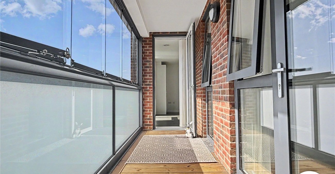 2 bedroom property for sale in Rochester | Robinson Michael & Jackson