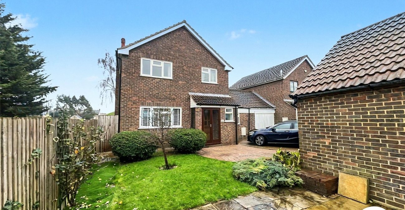 5 bedroom house for sale in Chatham | Robinson Michael & Jackson