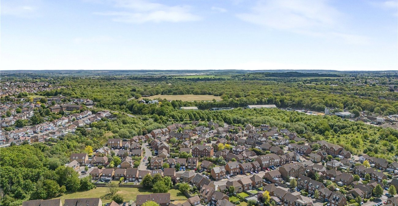 5 bedroom house for sale in Crayford | Robinson Jackson