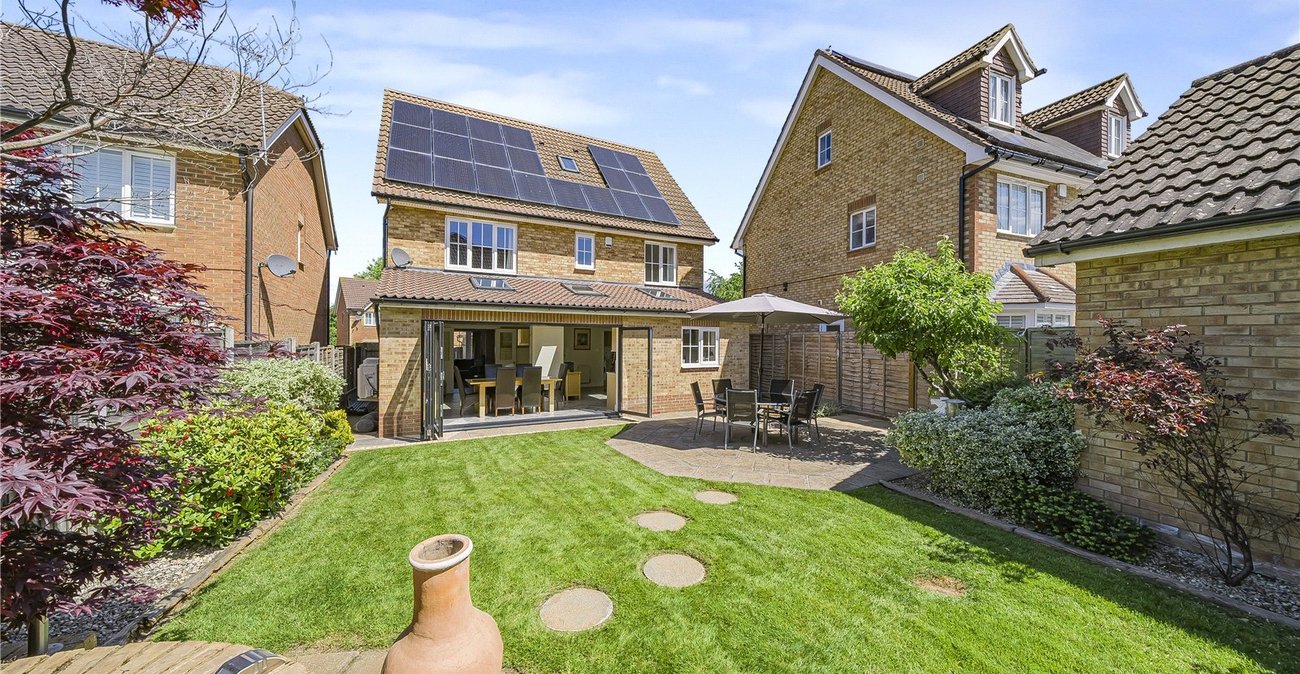5 bedroom house for sale in Crayford | Robinson Jackson